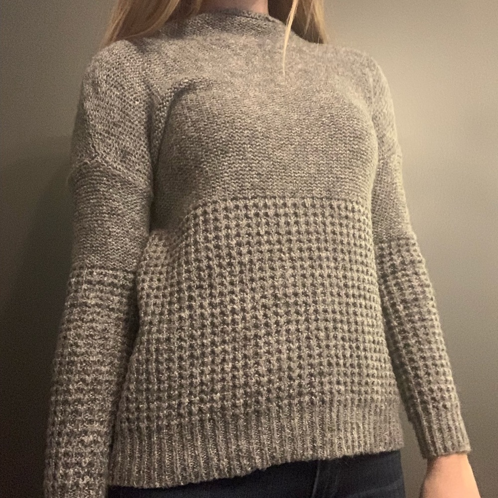 American Eagle Gray Sweater
